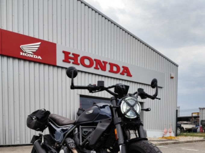 DUCATI Scrambler 800 4