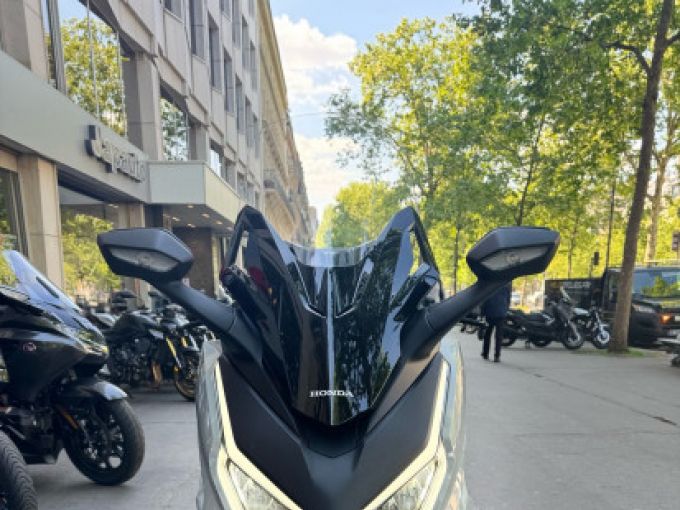HONDA NSS FORZA  125AD 4