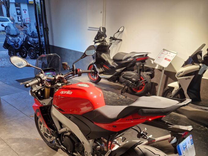 APRILIA TUONO 1100 V4 4