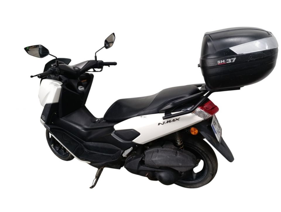 YAMAHA NMAX 125 4
