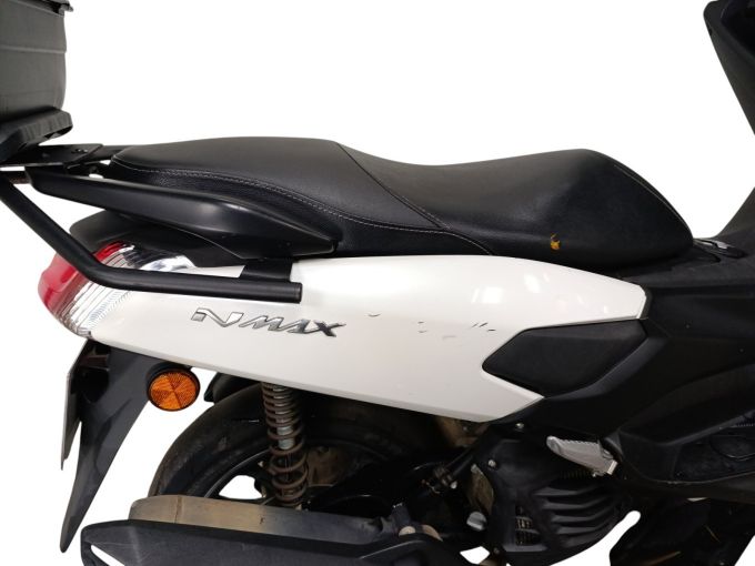 YAMAHA NMAX 125 4