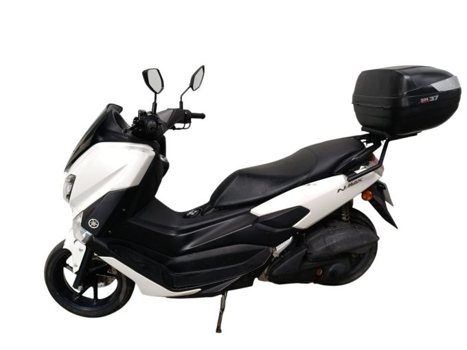 YAMAHA NMAX 125 4