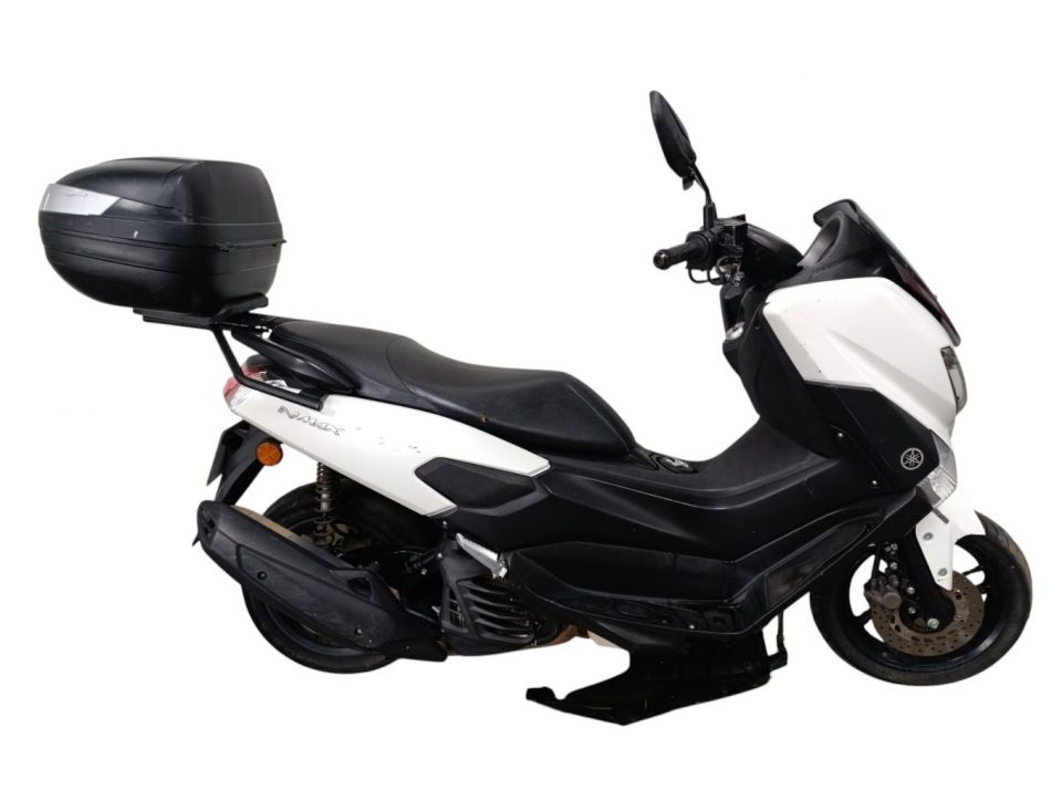 YAMAHA NMAX 125 4