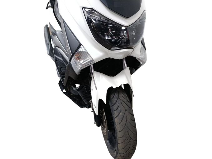 YAMAHA NMAX 125 4