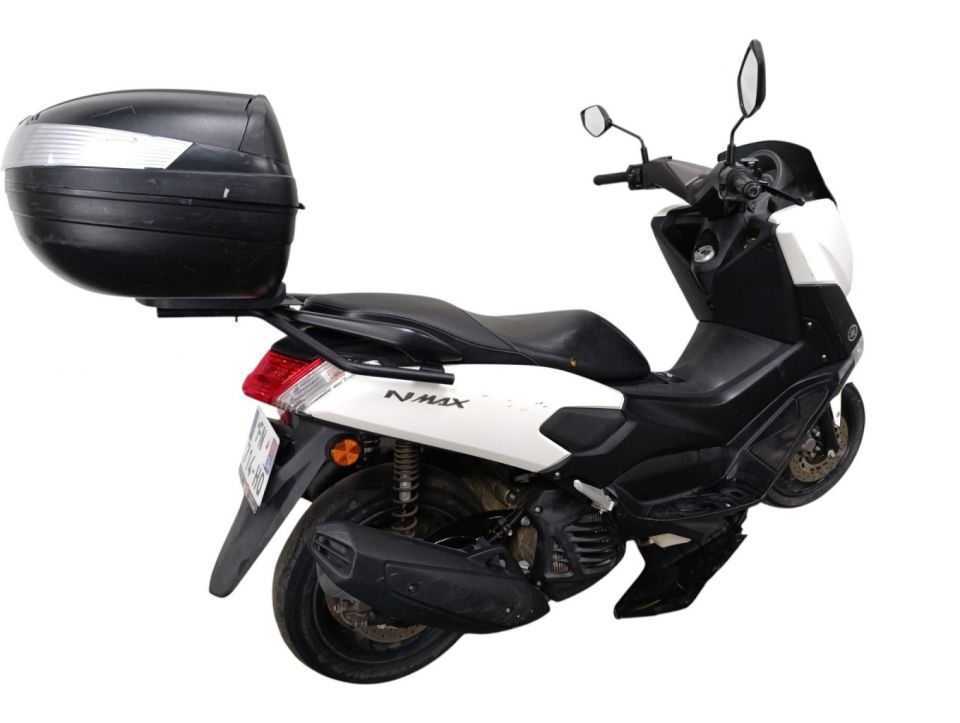 YAMAHA NMAX 125 4