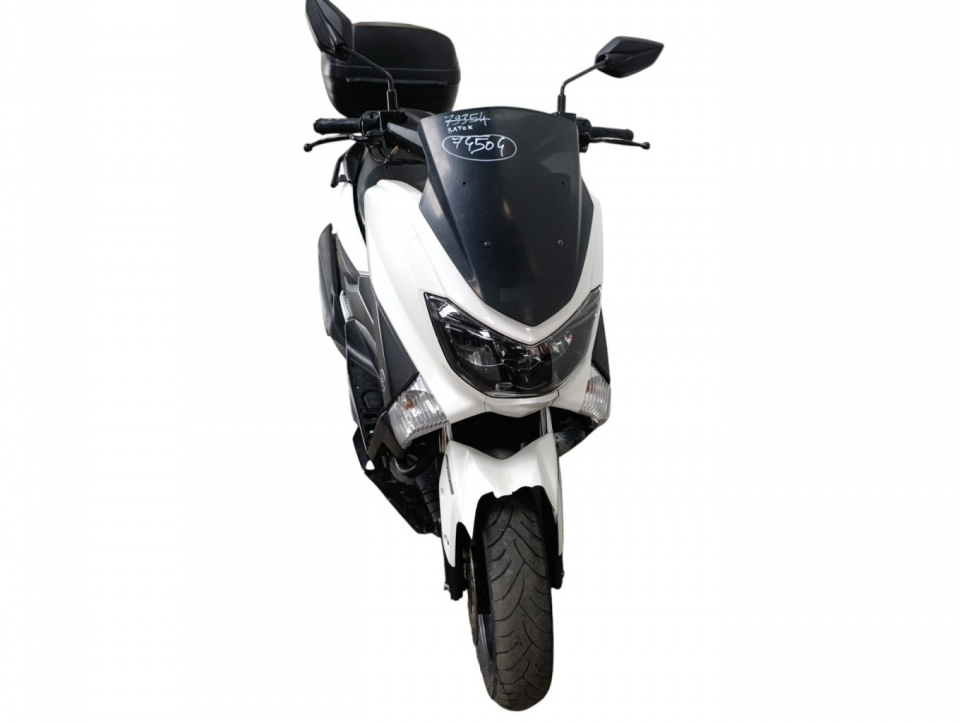 YAMAHA NMAX 125 4
