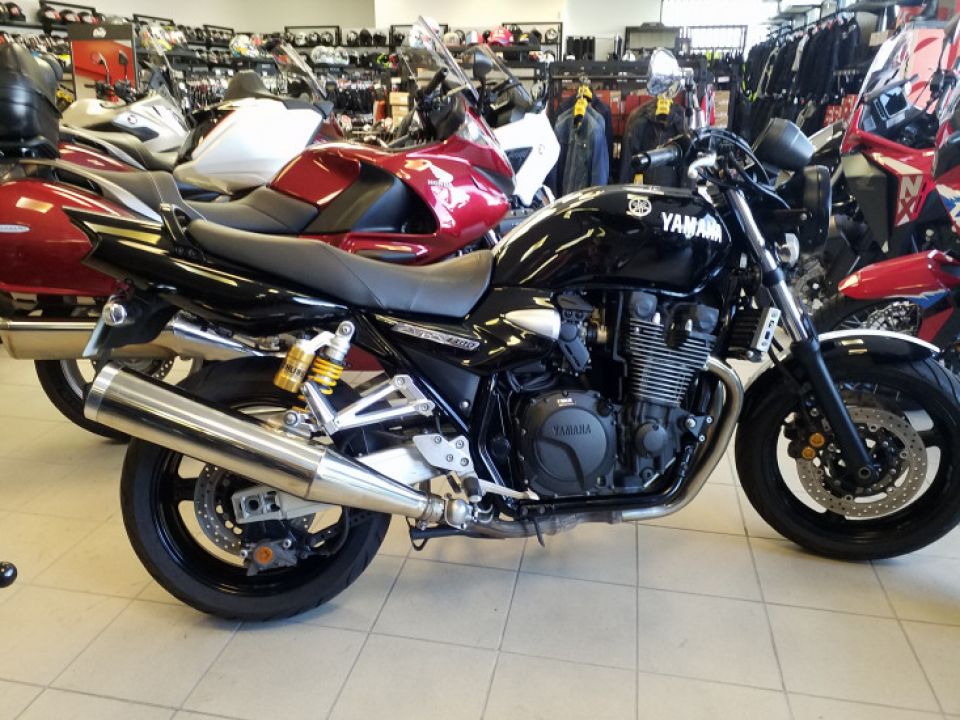 YAMAHA XJR 1300 4