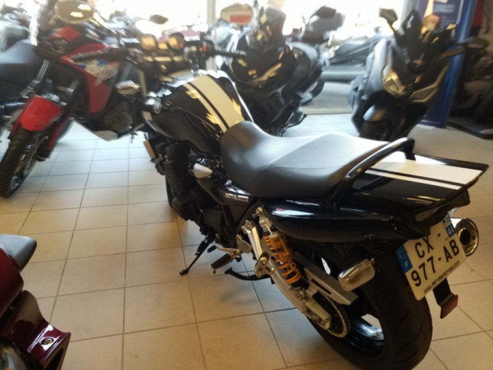 YAMAHA XJR 1300 4