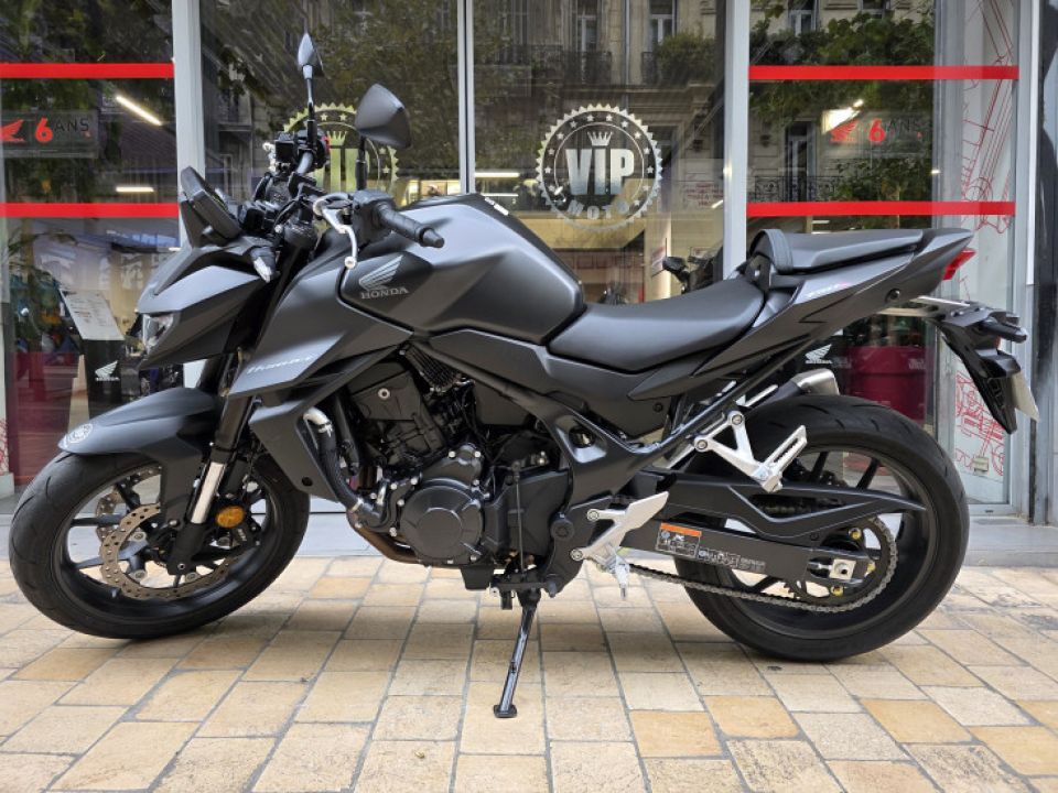 HONDA CB 750 HORNET 4