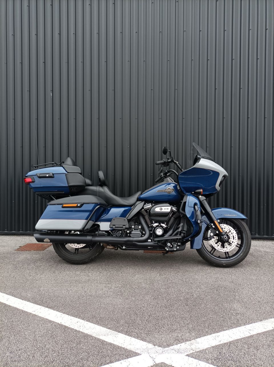 HARLEY-DAVIDSON TOURING ROAD GLIDE 1868 LIMITED 4