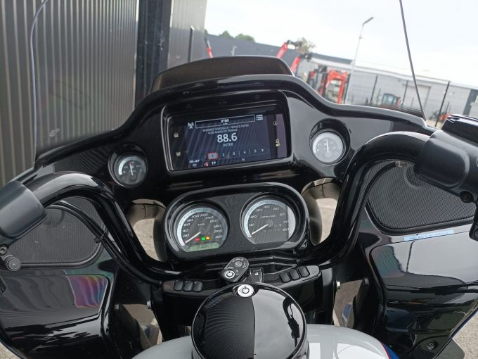 HARLEY-DAVIDSON TOURING ROAD GLIDE 1868 LIMITED 4