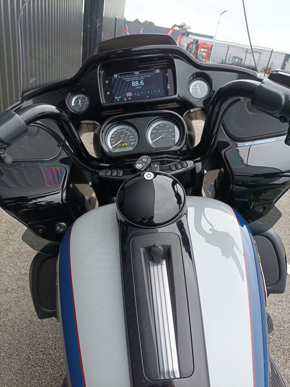 HARLEY-DAVIDSON TOURING ROAD GLIDE 1868 LIMITED 4