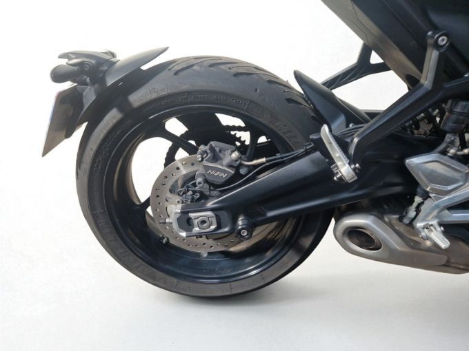 TRIUMPH TRIDENT 660 4