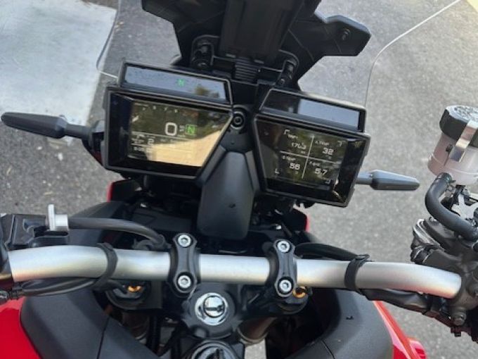 YAMAHA TRACER 9 GT 4