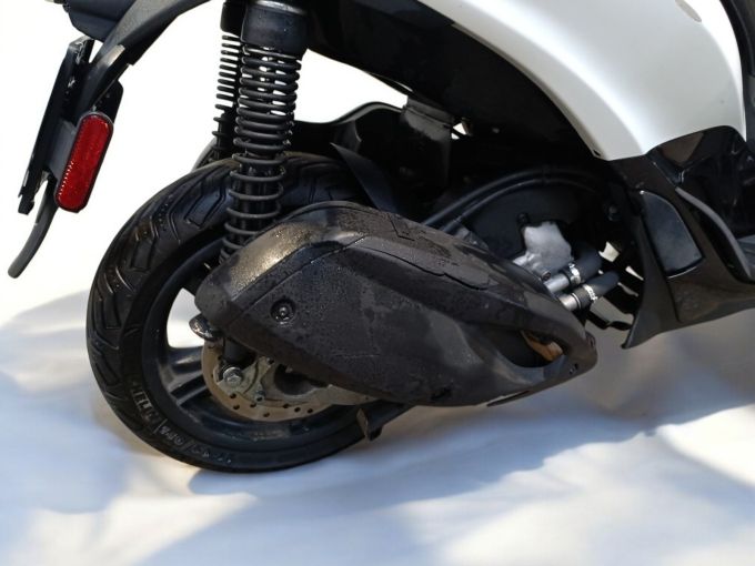 PIAGGIO MP3 300LT YOURBAN 4