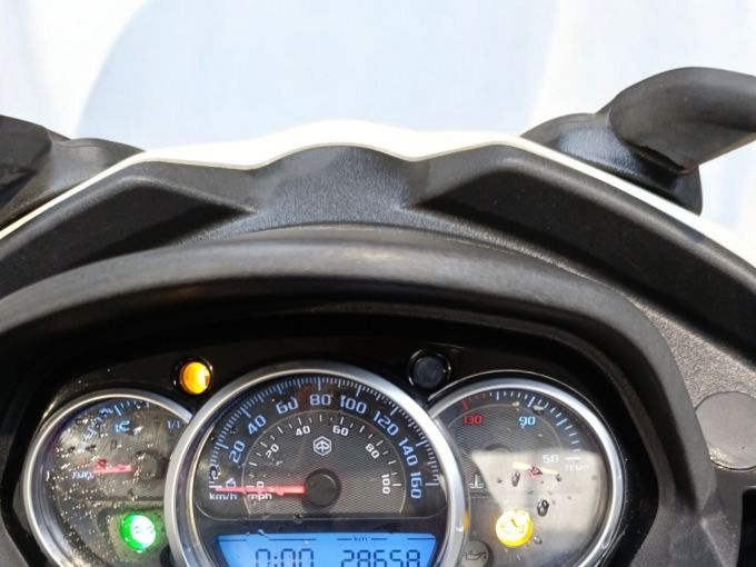 PIAGGIO MP3 300LT YOURBAN 4