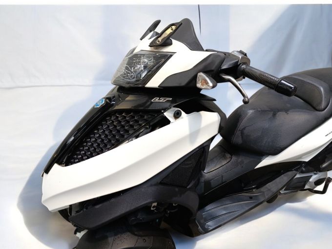 PIAGGIO MP3 300LT YOURBAN 4