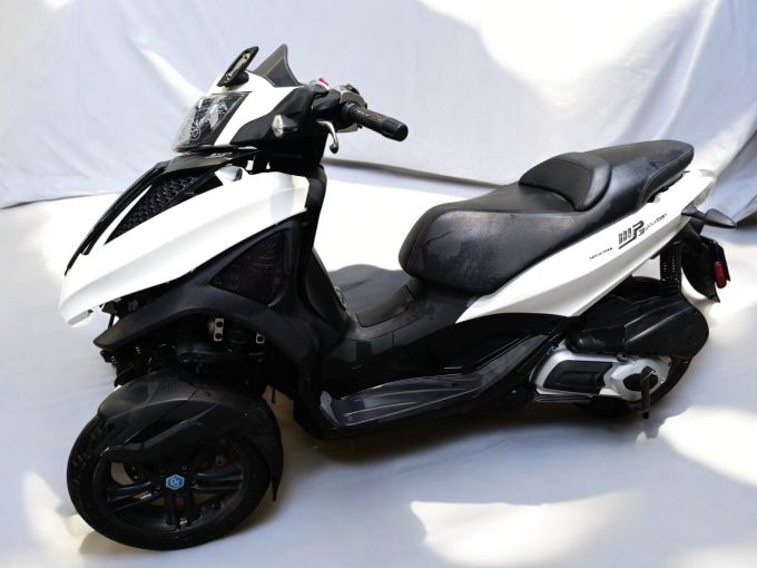 PIAGGIO MP3 300LT YOURBAN 4