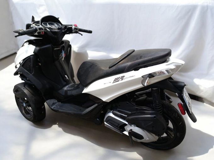 PIAGGIO MP3 300LT YOURBAN 4