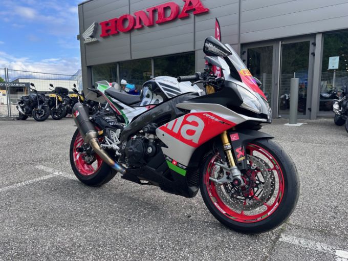 APRILIA TUONO 1100 4