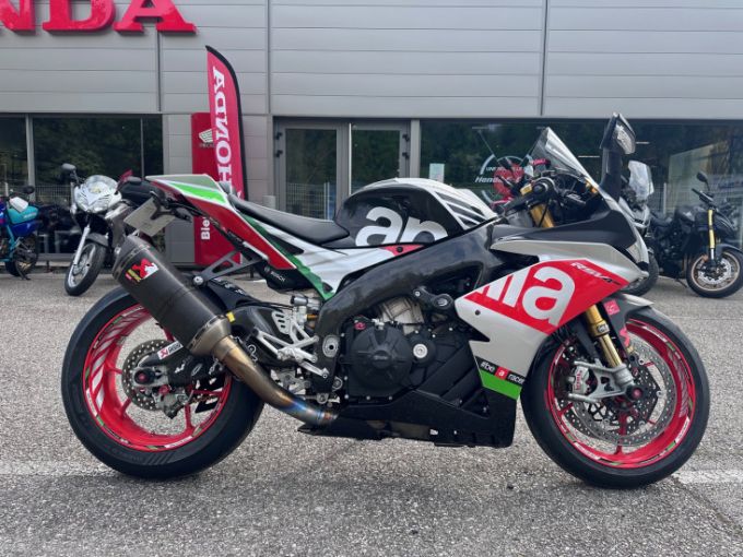 APRILIA TUONO 1100 4