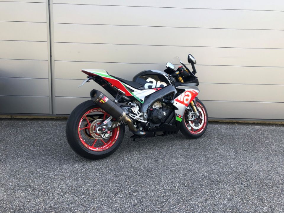 APRILIA TUONO 1100 4