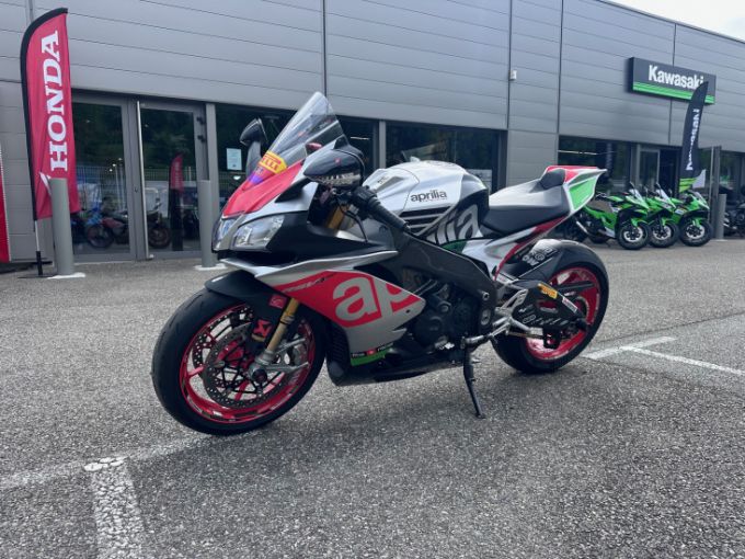APRILIA TUONO 1100 4
