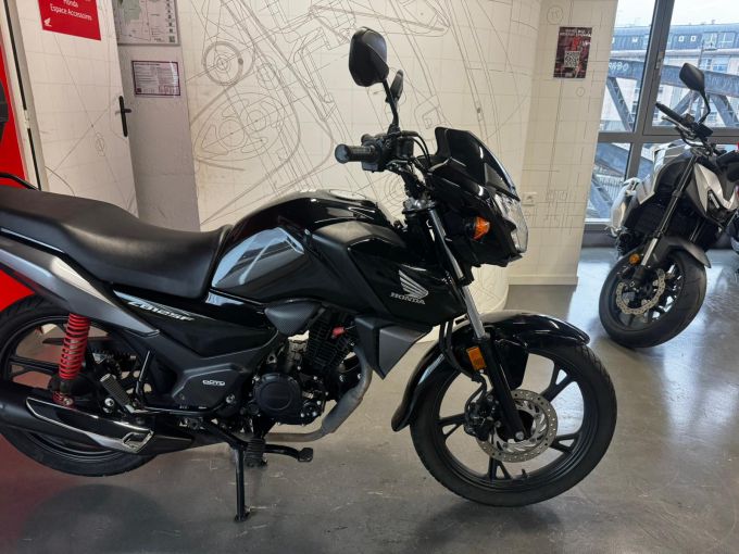 HONDA CBF 125 4