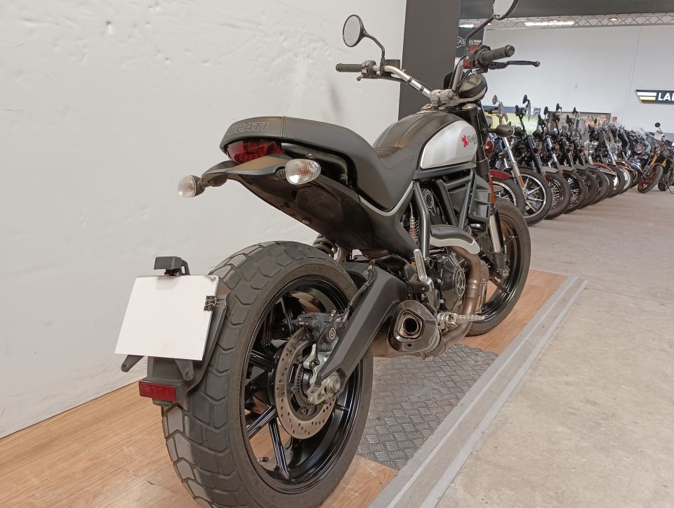 DUCATI 800 SCRAMBLER 4