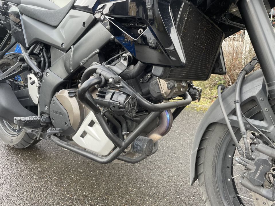 SUZUKI DL V-STROM 1050XT 4