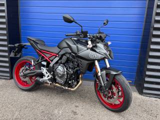 SUZUKI GSX-8S - 2025