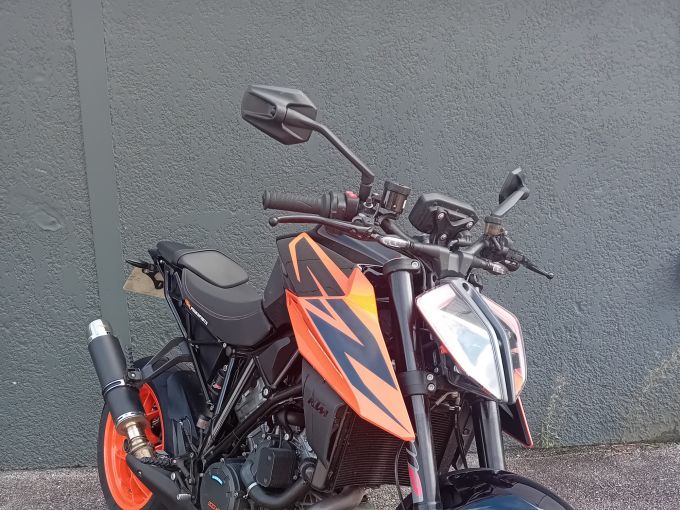 KTM 1290 SUPER DUKE R 4