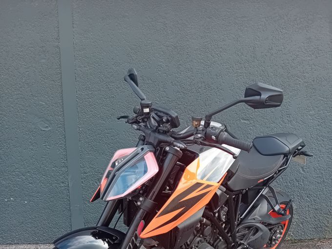 KTM 1290 SUPER DUKE R 4