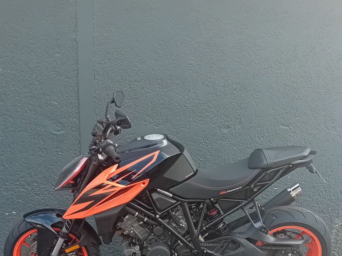 KTM 1290 SUPER DUKE R 4