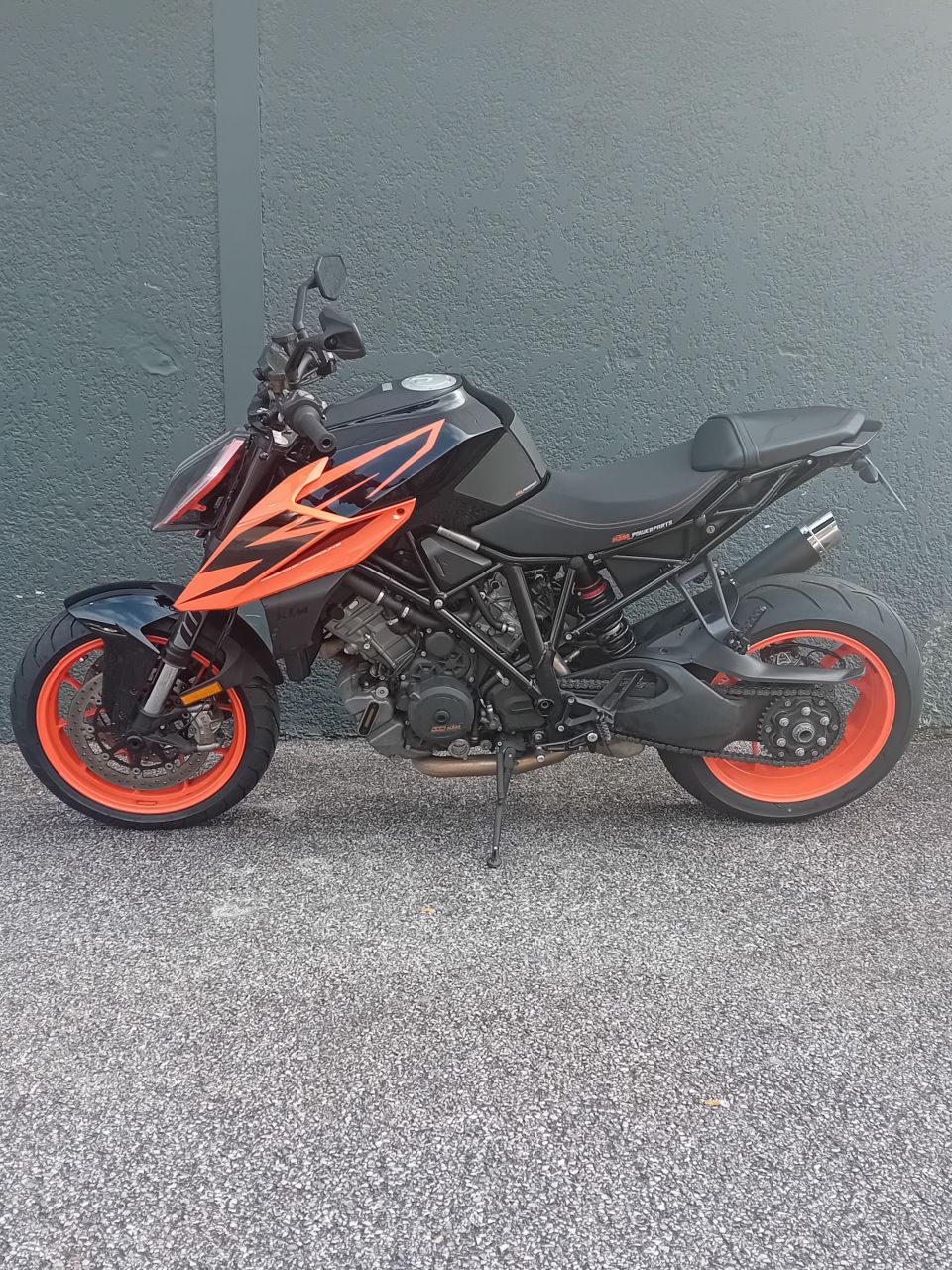 KTM 1290 SUPER DUKE R 4