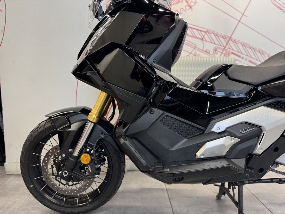 HONDA X-ADV 4