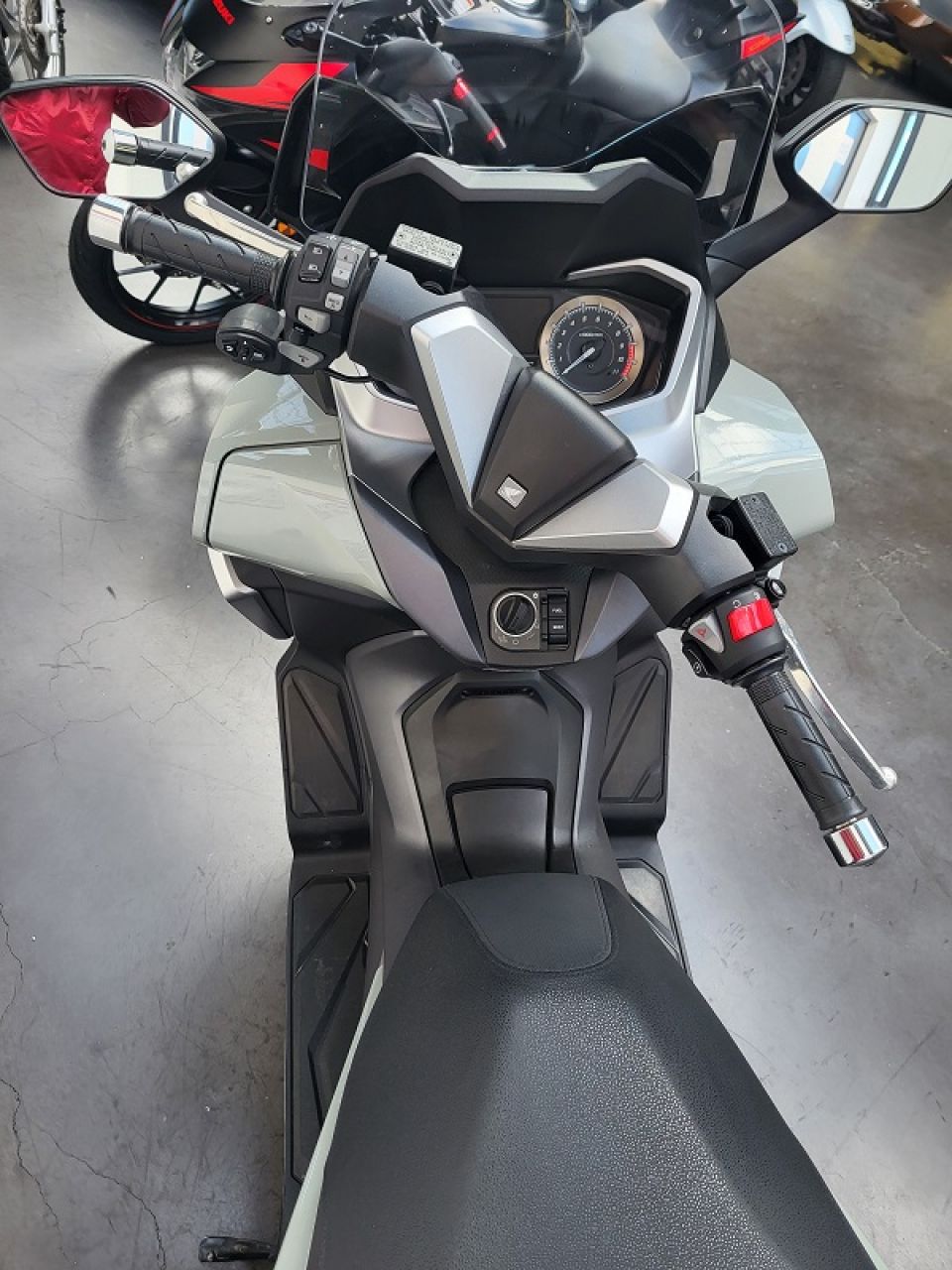 HONDA NSS FORZA 350 4