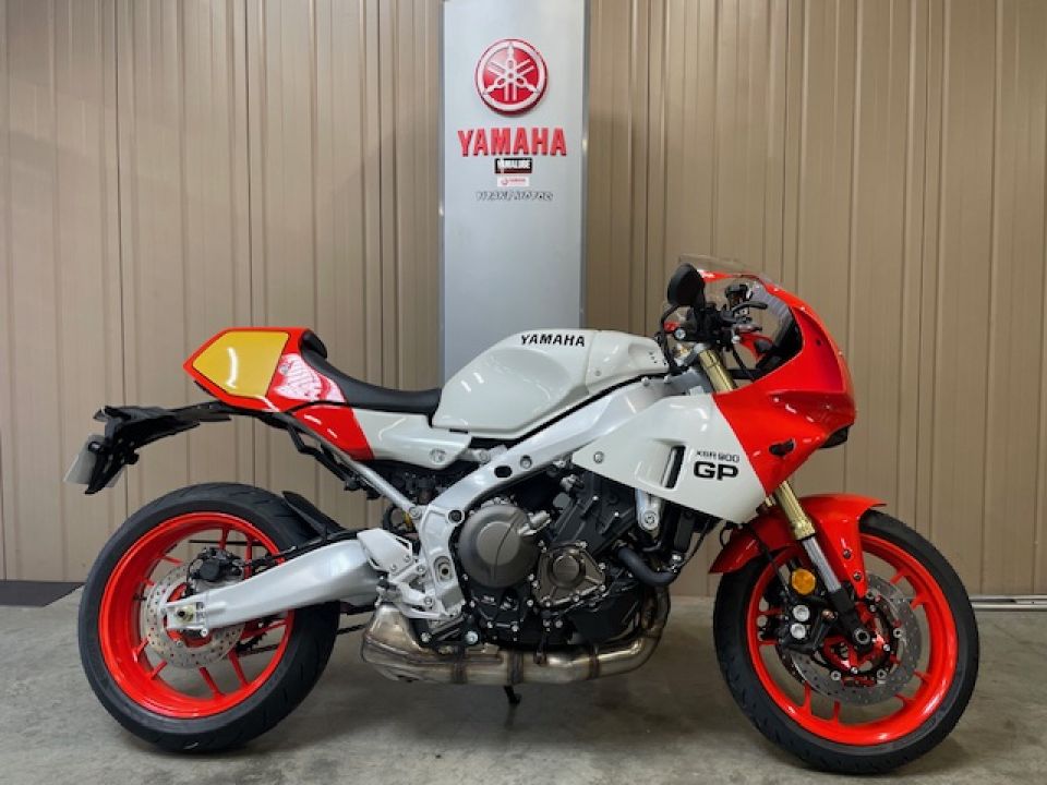 YAMAHA XSR 900 GP 35KW 4