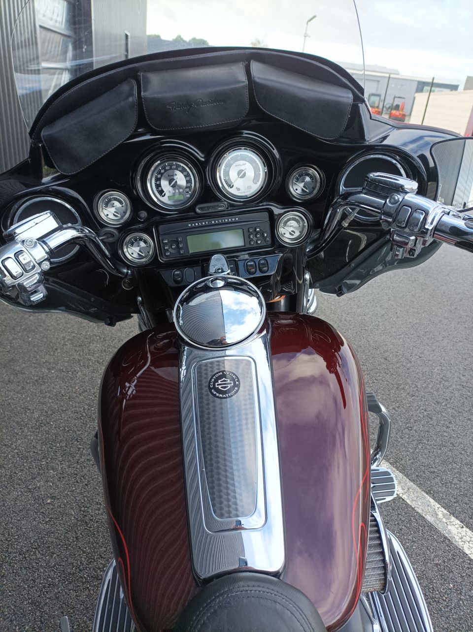 HARLEY-DAVIDSON TOURING STREET GLIDE 1800 CVO 4