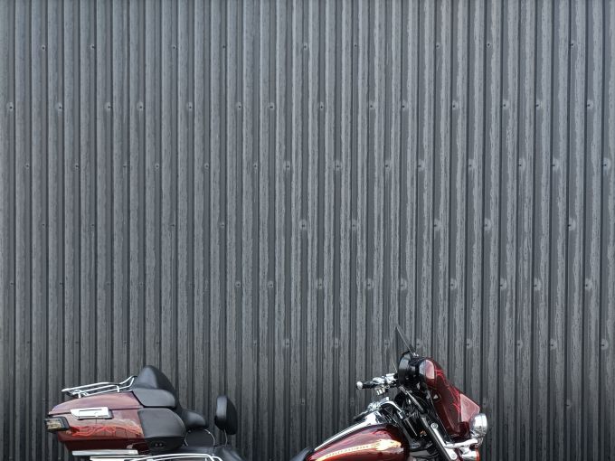 HARLEY-DAVIDSON TOURING STREET GLIDE 1800 CVO 4