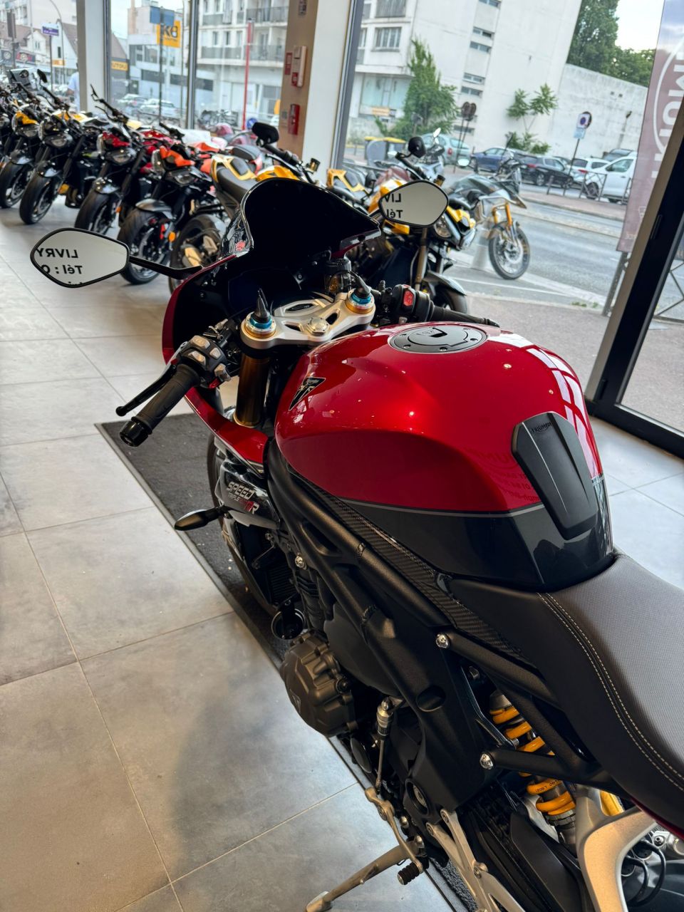 TRIUMPH SPEED TRIPLE 1200 RR 4