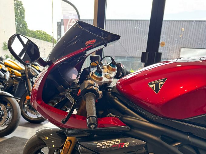 TRIUMPH SPEED TRIPLE 1200 RR 4