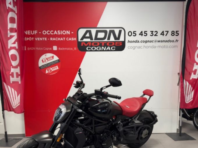 DUCATI DIAVEL 1260S 4