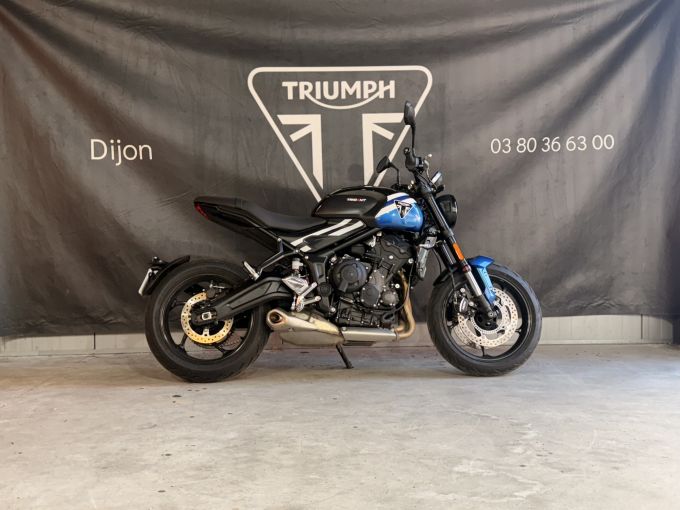 TRIUMPH TRIDENT 660 4