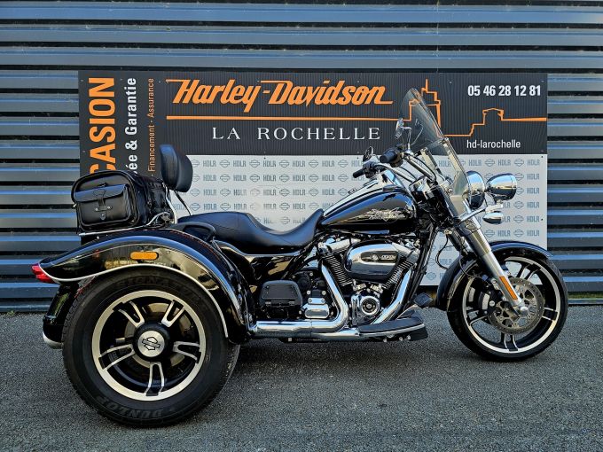 HARLEY-DAVIDSON TRIKE FREEWHEELER 1868 4