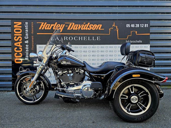 HARLEY-DAVIDSON TRIKE FREEWHEELER 1868 4