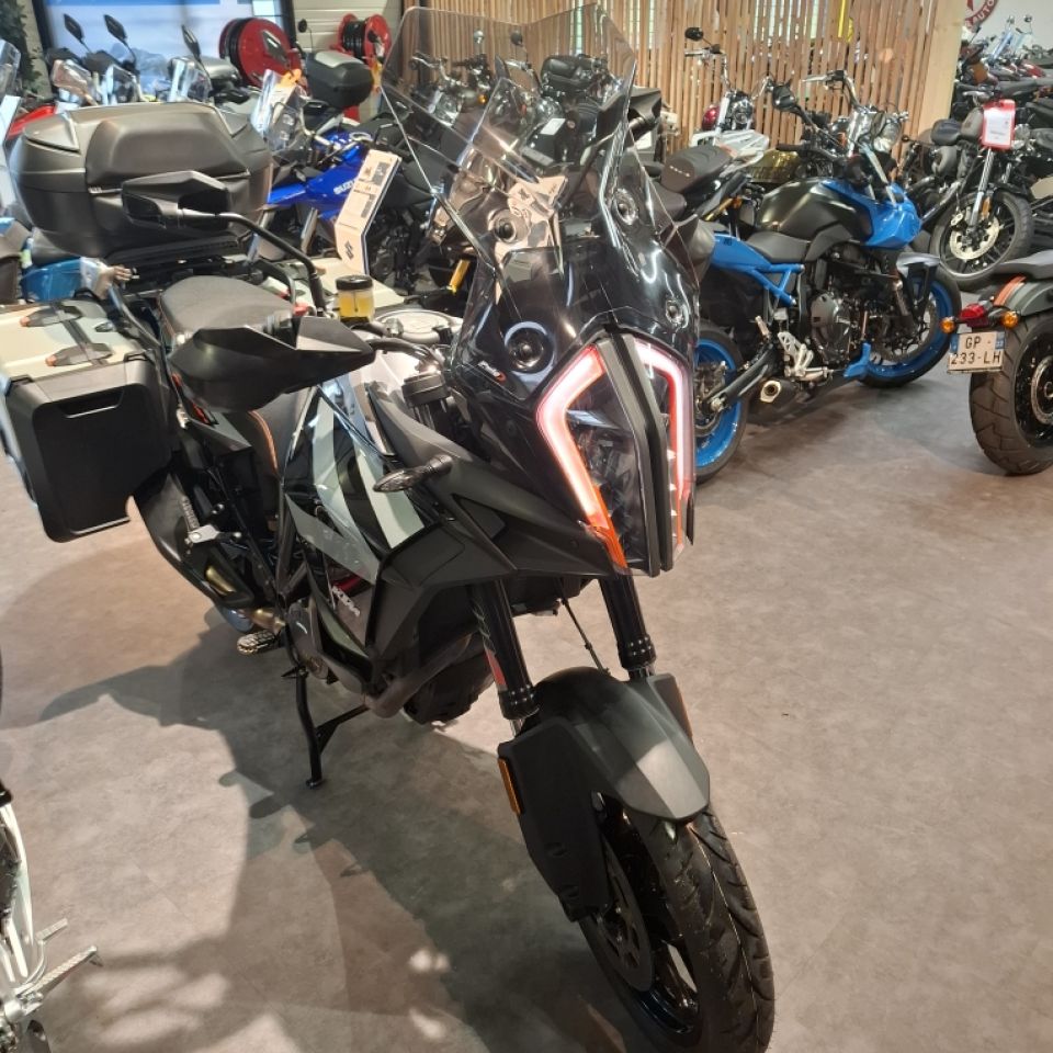 KTM 1290 SUPER ADVENTURE S 4