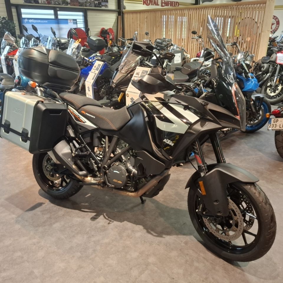 KTM 1290 SUPER ADVENTURE S 4