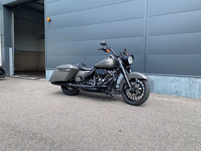 HARLEY-DAVIDSON TOURING ROAD KING 1745 SPECIAL 4