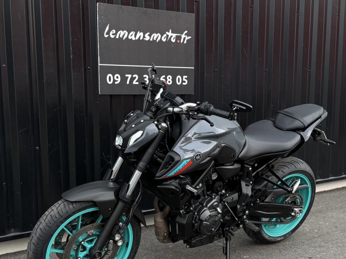 YAMAHA MT-07 (47.5CV) 4